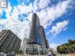 Building Photo - 585-3585 Bloor St E