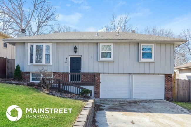 Building Photo - 4701 NE 48th St