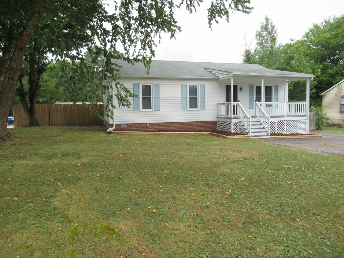 Primary Photo - 5036 Alberta Rd
