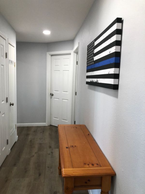 Building Photo - 503 S Sinclair Ave