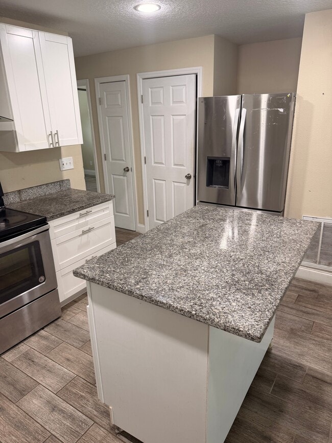 Photo - 6760 Pot O Gold Ln Apartment