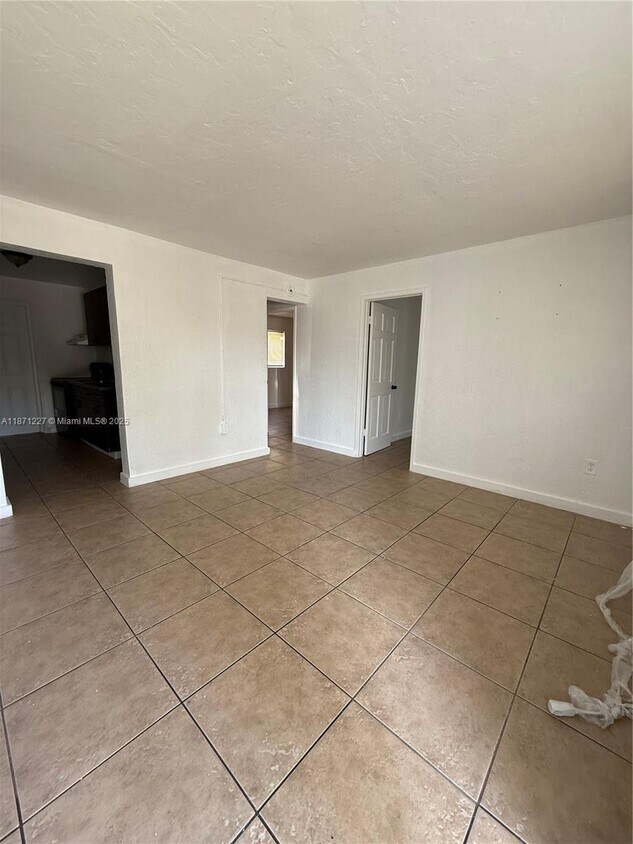 Primary Photo - 1306 NW 61st St