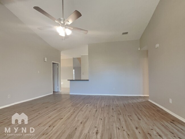 Building Photo - 20030 N Cedar Sun Trail