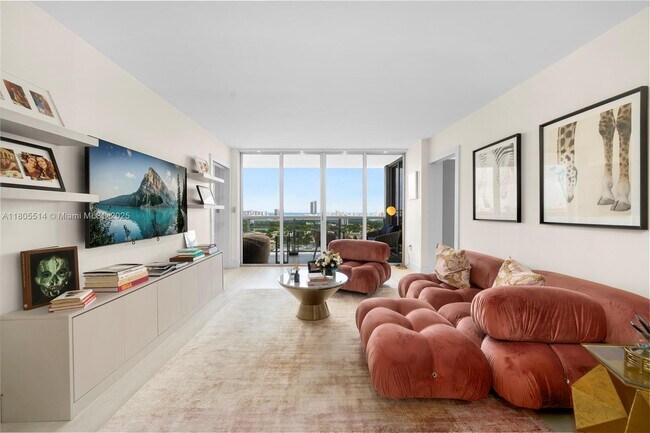 Foto del edificio - 1900 Sunset Harbour Dr