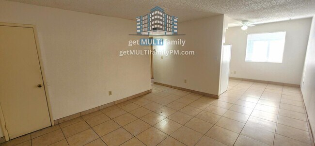 Foto del edificio - 2-Bedroom Apartments in the Heart of Phoen...