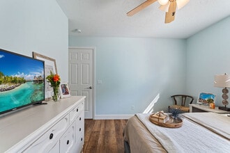 Building Photo - 6611 Surfside Blvd