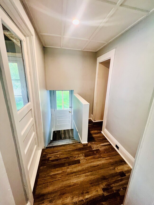 Entry way - 143 Highland Ave