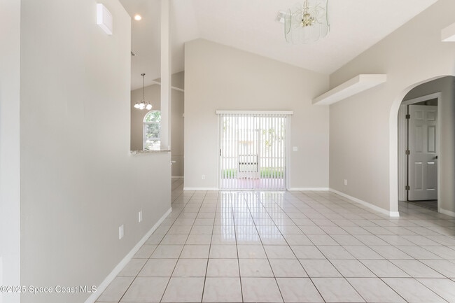 Foto del edificio - 1721 SW Whipple Ave