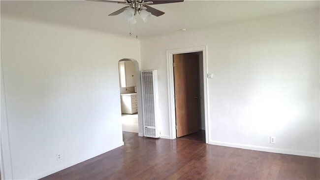 Building Photo - 2 Bedroom House with 1 Car Garage in Billings Heights