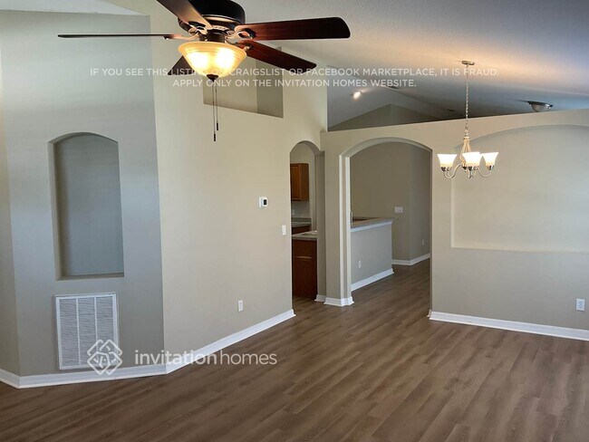 Foto del edificio - 2862 Stags Leap Dr