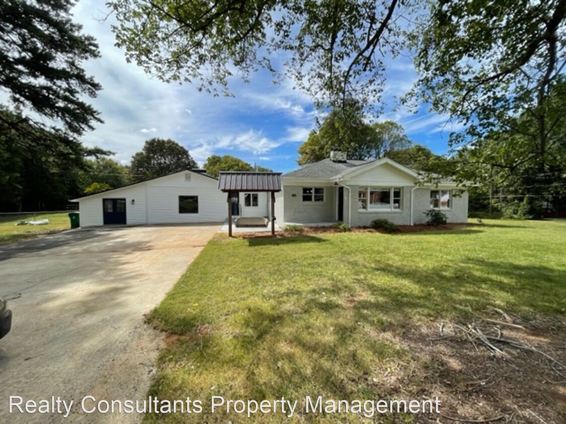 Primary Photo - 3 br, 2 bath House - 1711 Byrum Street