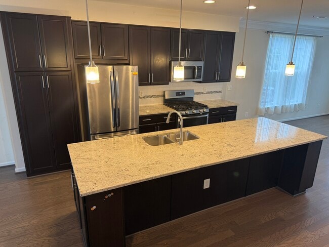 Foto del edificio - 5585 Peregrine Wy