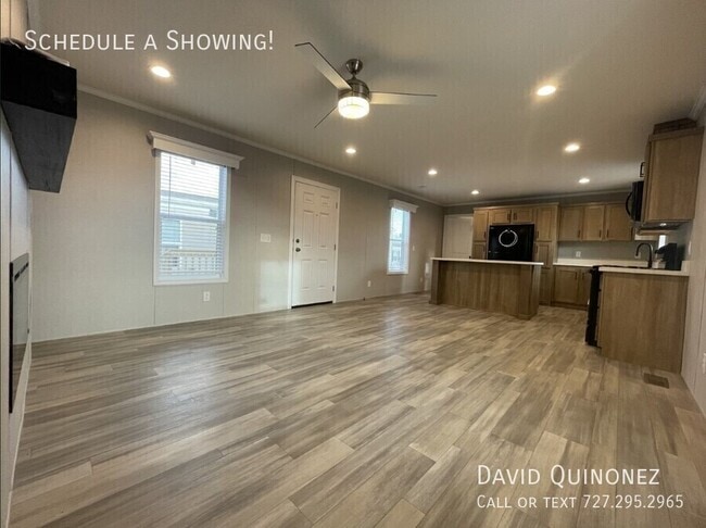 Building Photo - 701 Mill St