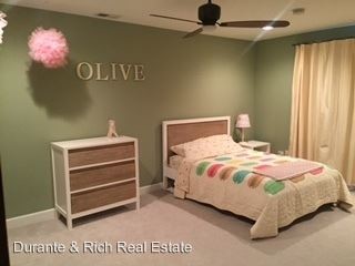 Foto del edificio - 5 br, 3.5 bath House - 21725 Hilandale Court