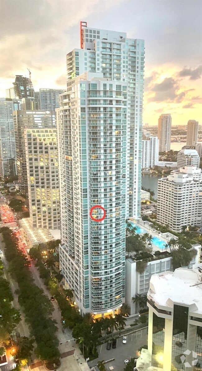 Building Photo - 951 Brickell Ave