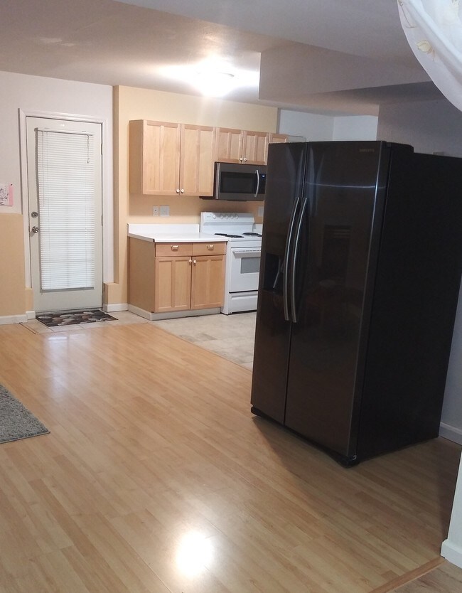 Foto del edificio - 4932 NW Discovery Ridge Ct