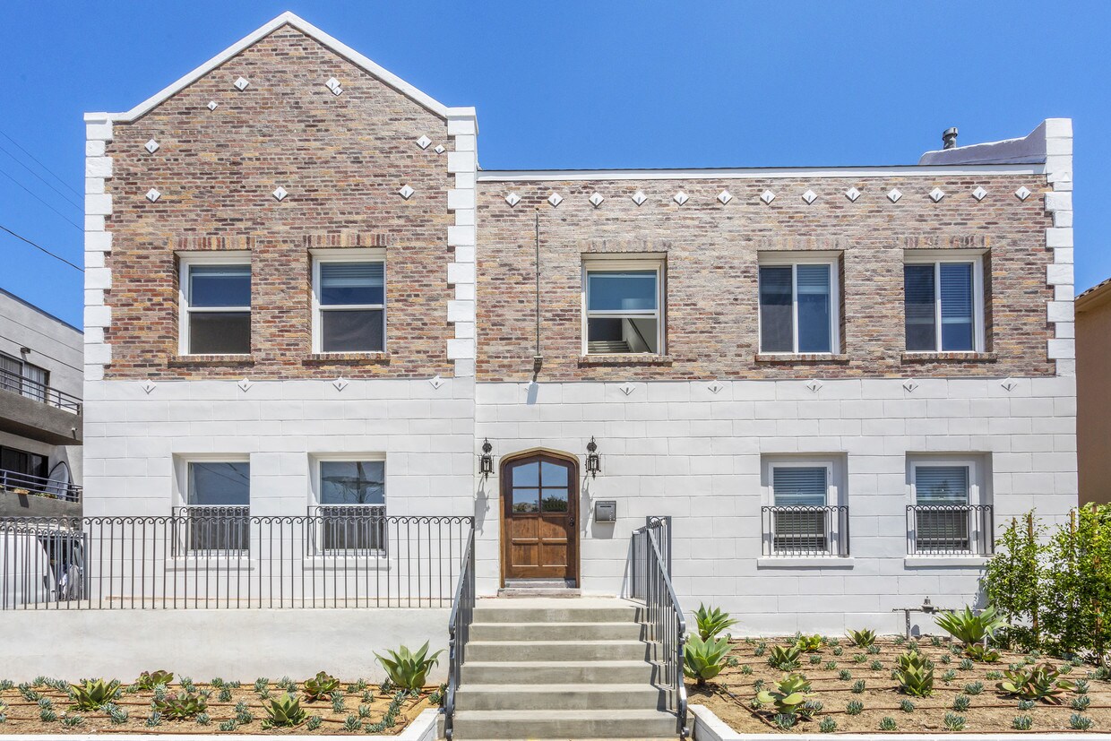 158 Apartments for Rent in Hancock Park, CA Westside Rentals