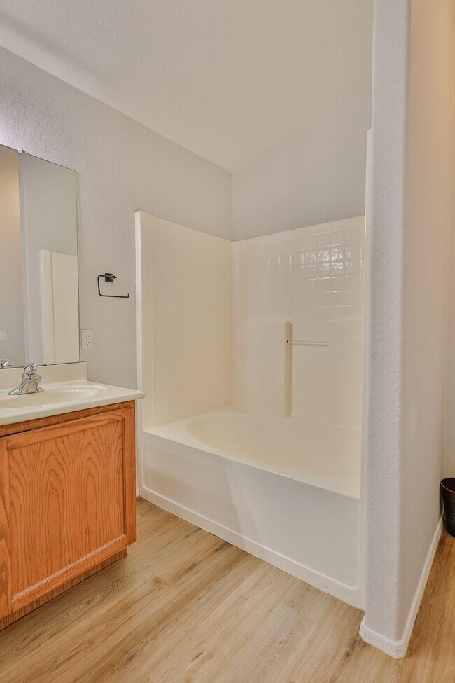 Building Photo - 7766 S Precious Opal Dr