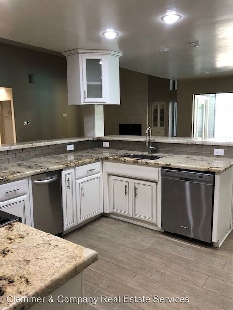 Building Photo - 4 br, 4 bath House - 7705  Calle Corta