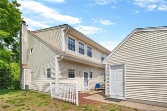 Building Photo - 714 Misty Meadow Ln