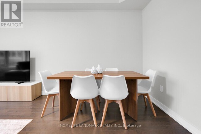 Building Photo - 217 Salterton Cir