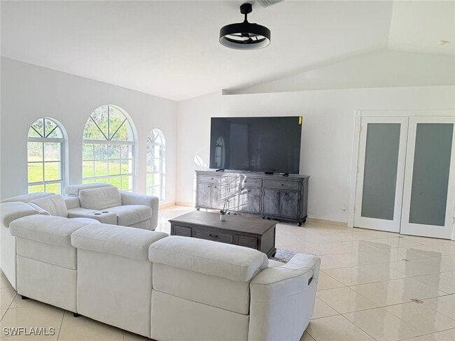 Building Photo - 4745 26th Ave SE