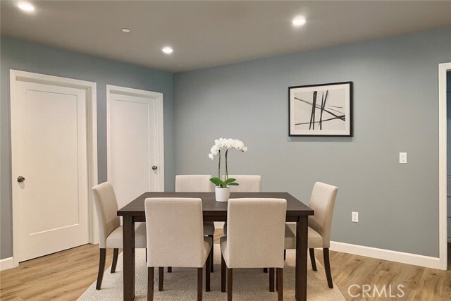 Building Photo - 2108 La Paloma Ave