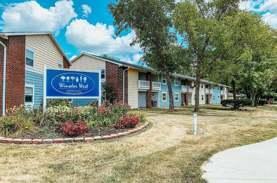 Primary Photo - Windsor West Apartments