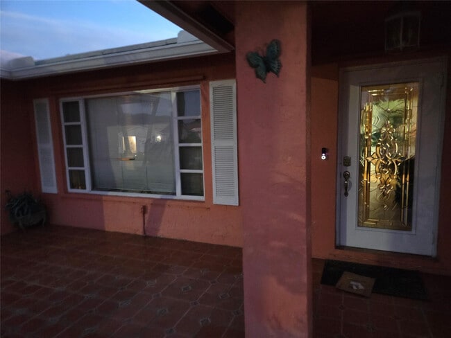 Foto del edificio - 9604 NW 67th Ct