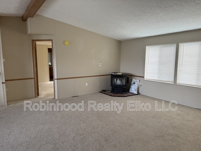 Building Photo - 434 Gypsum Ln