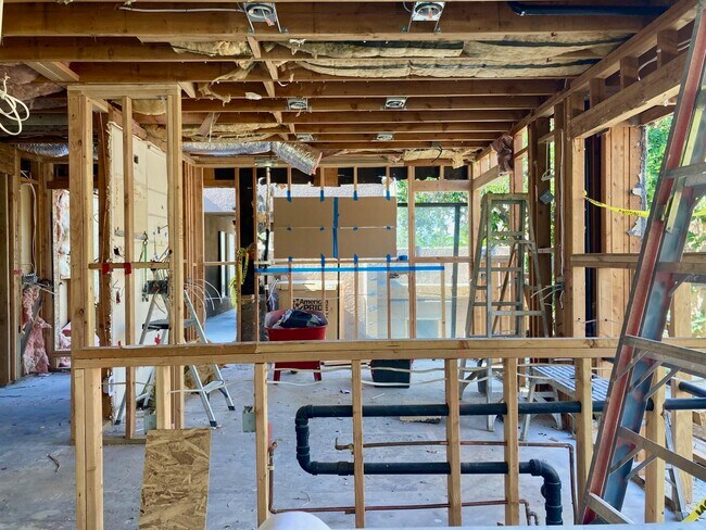 Building Photo - 73323 Boxthorn Ln