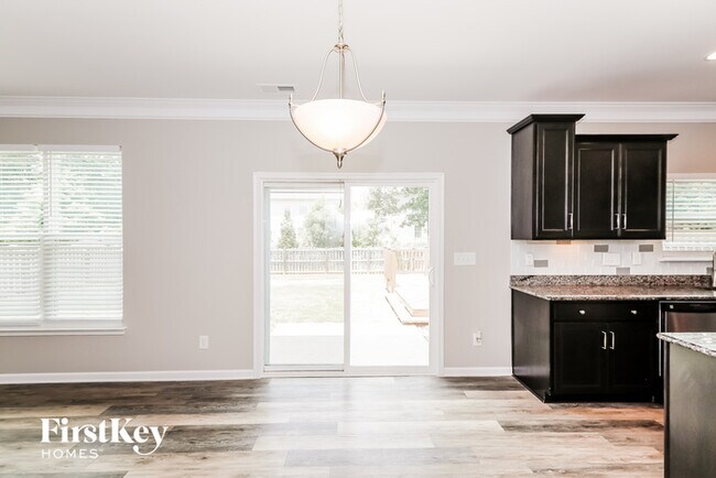 Foto del edificio - 5511 Fenway Dr
