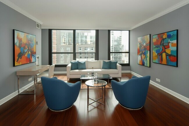 Foto del edificio - 1030 N State St