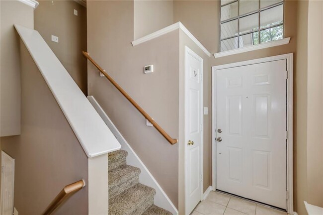 Building Photo - 51 Marble Rock Pl