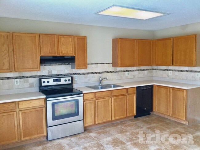 Foto del edificio - 2162 Mossy Creek Dr
