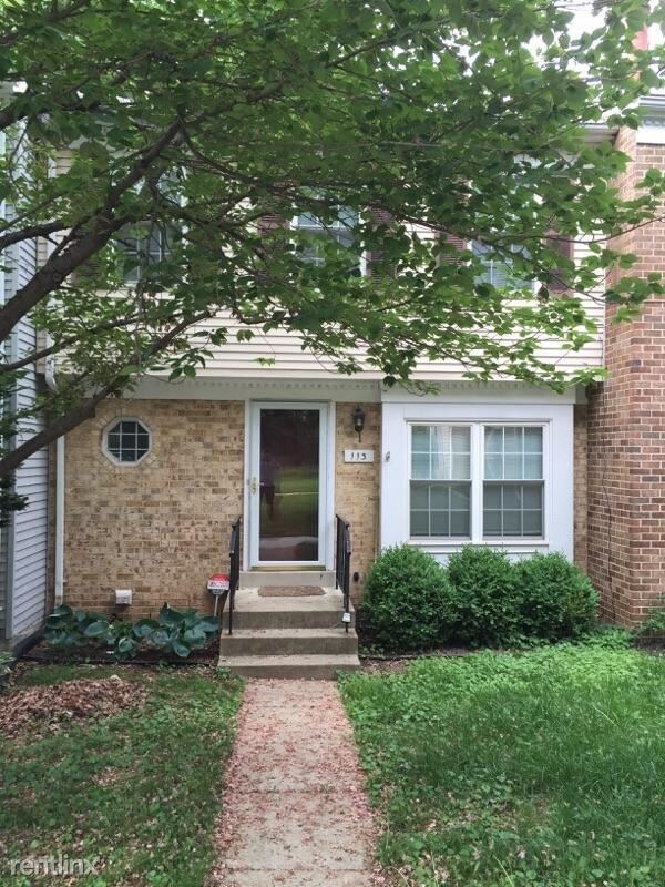 Building Photo - 3 br, 3.5 bath Townhome - 113 Kestrel Ct