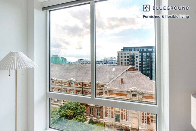 Foto del edificio - 3 Tingey Sq SE