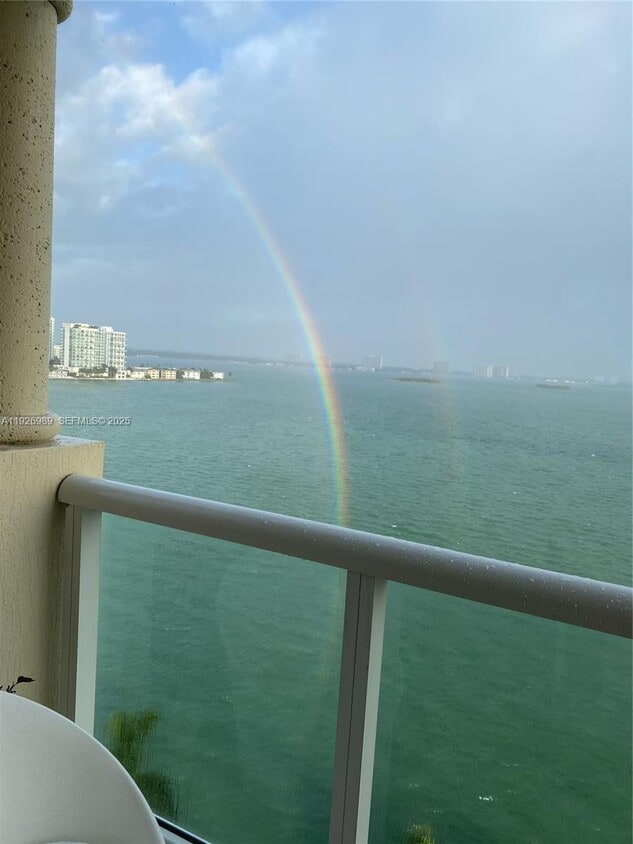 Foto del edificio - 1625 Kennedy Cswy