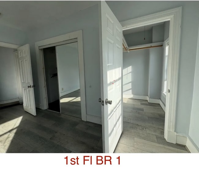 Building Photo - 10 S Kimball St