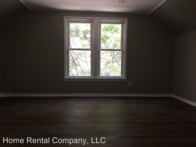 Building Photo - 1 br, 1 bath House - 418 8th NW #2