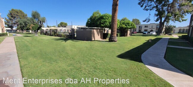 Foto del edificio - 3 br, 3 bath House - 5141 N 83RD ST