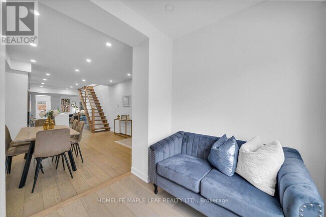 Building Photo - 386 Coxwell Ave