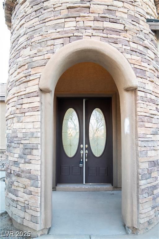 Foto del edificio - 5527 Breecher Ave