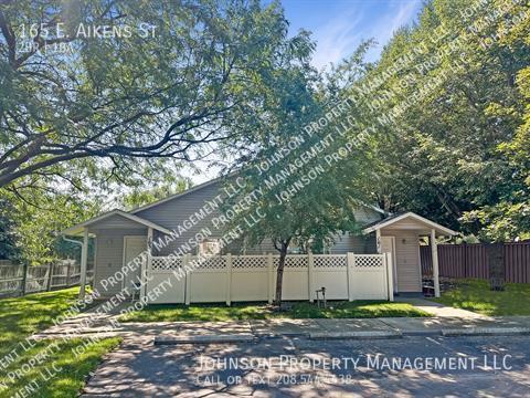 Primary Photo - Modern Downtown Eagle Apartment with Centr...