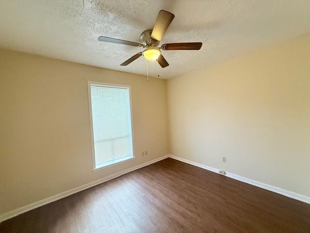 Building Photo - 1504 Hawk Tree Dr