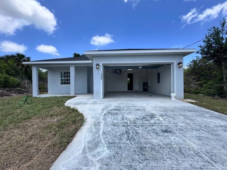 Primary Photo - 128 Blue Rd
