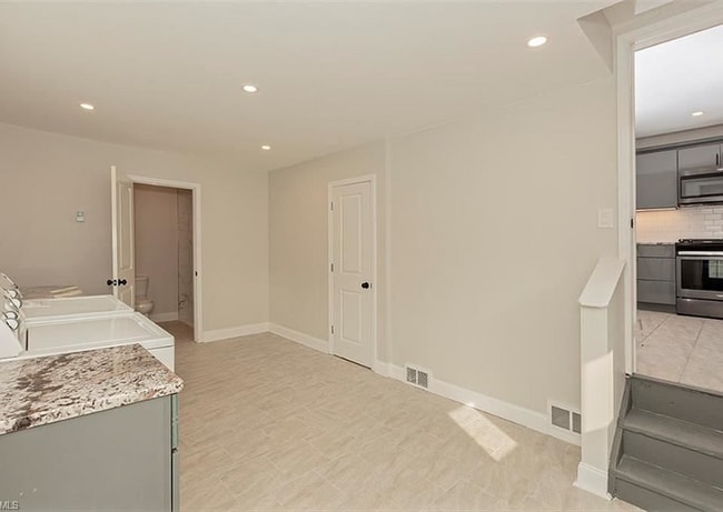 Foto del edificio - 10693 Beechwood Dr