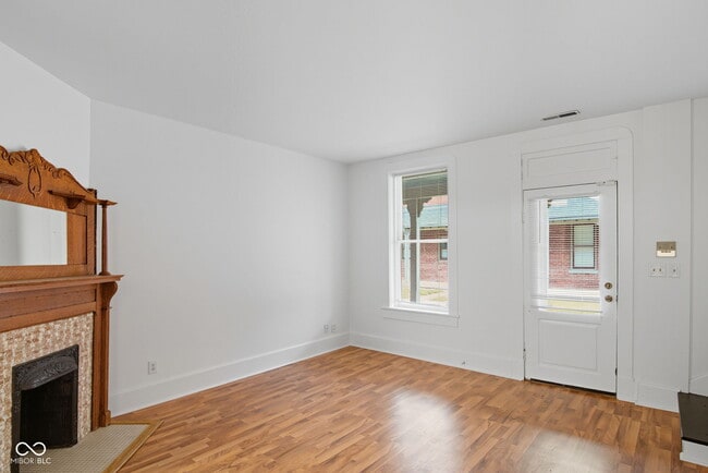 Foto del edificio - 1448 N Illinois St