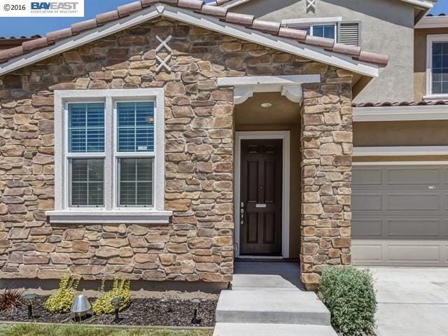 Building Photo - 4775 N Spago Dr