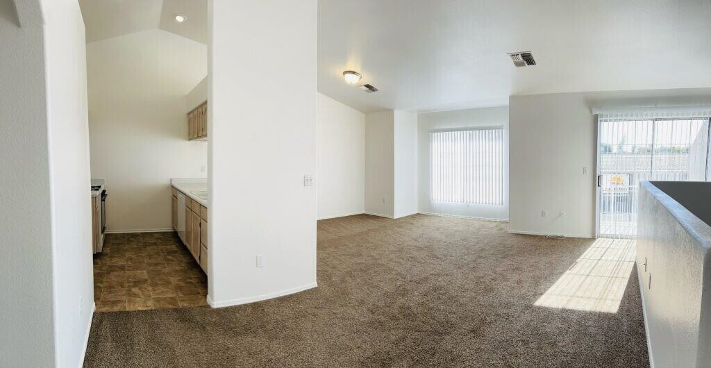 Building Photo - 1344 Park Ln